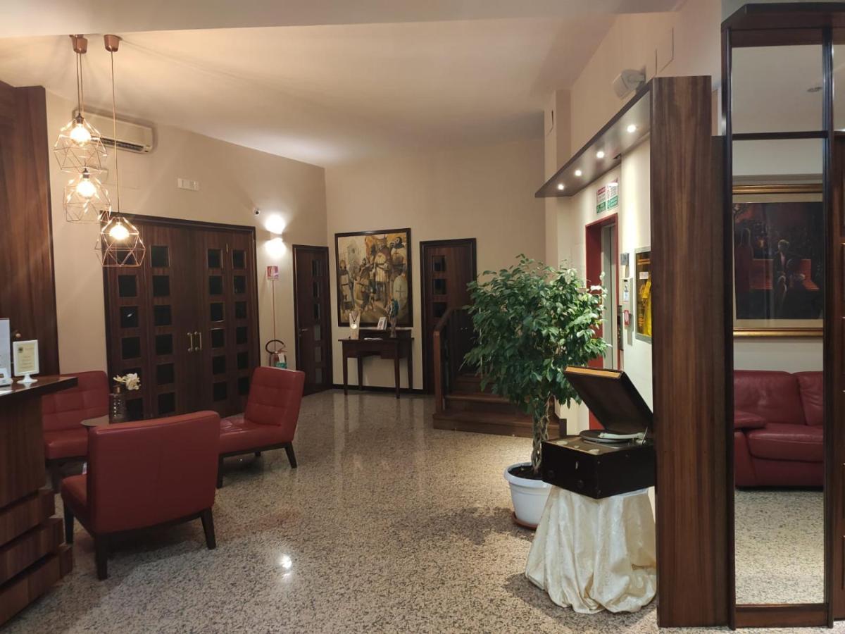 Hotel Svevia Altamura Εξωτερικό φωτογραφία