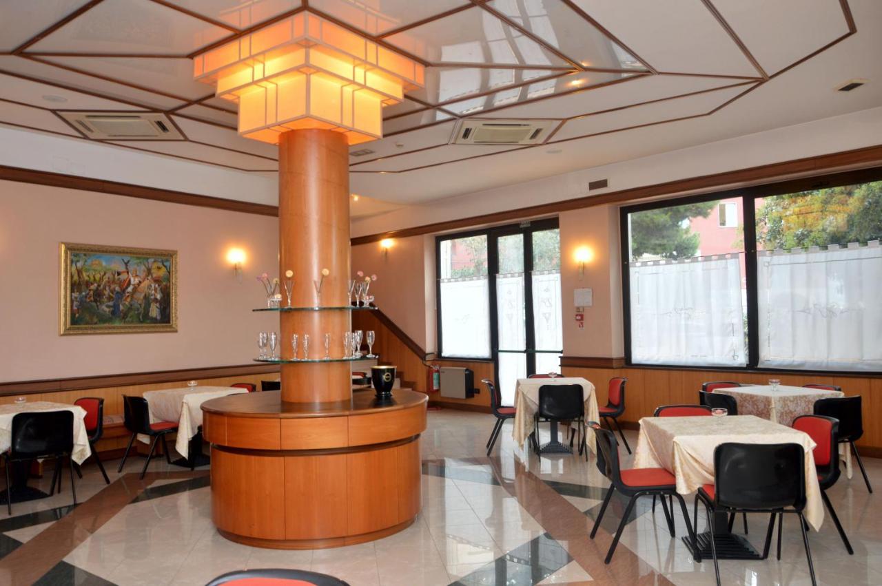 Hotel Svevia Altamura Εξωτερικό φωτογραφία