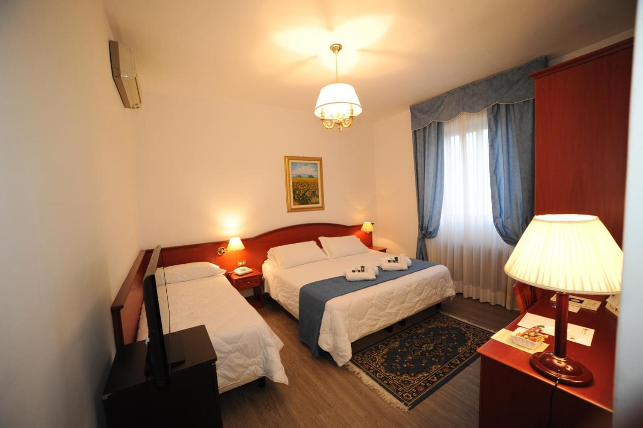 Hotel Svevia Altamura Εξωτερικό φωτογραφία