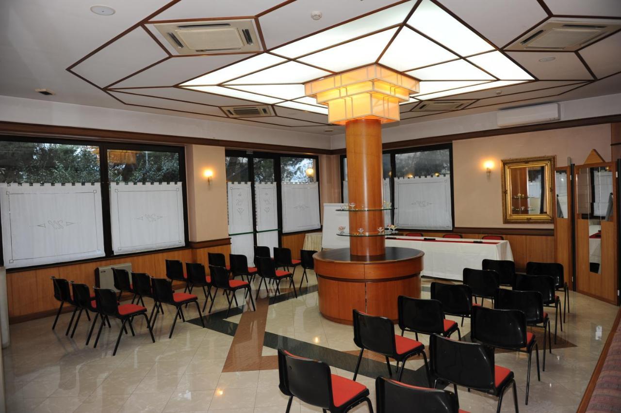 Hotel Svevia Altamura Εξωτερικό φωτογραφία