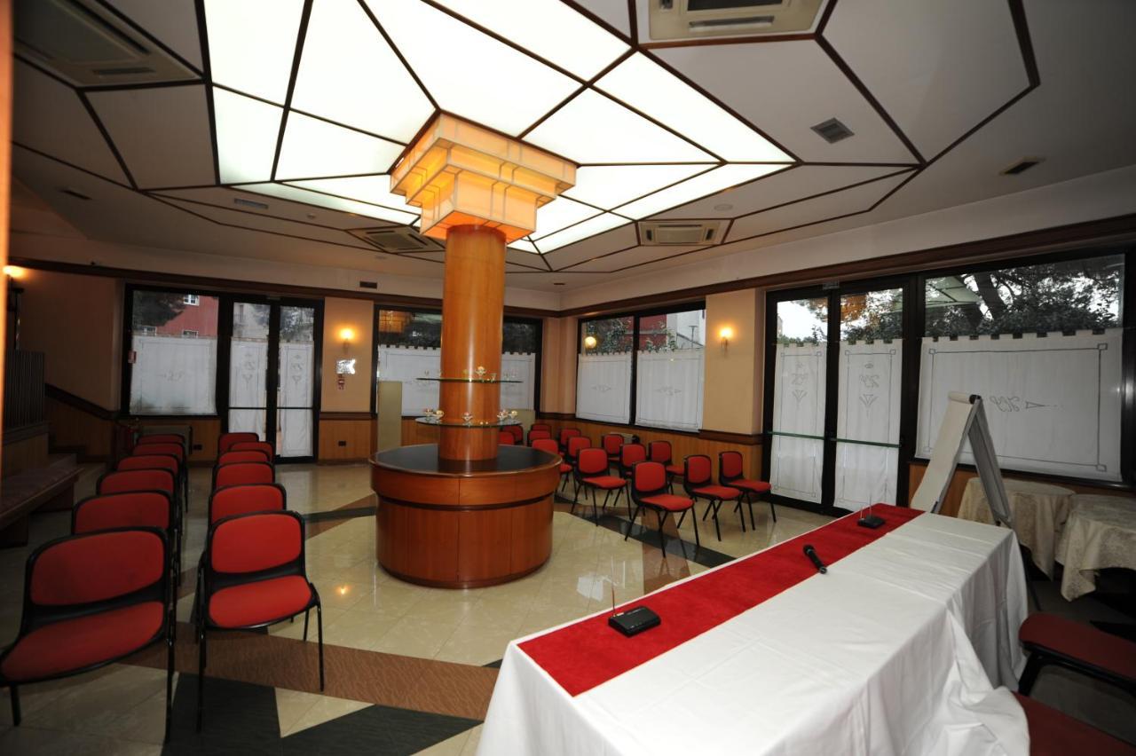 Hotel Svevia Altamura Εξωτερικό φωτογραφία